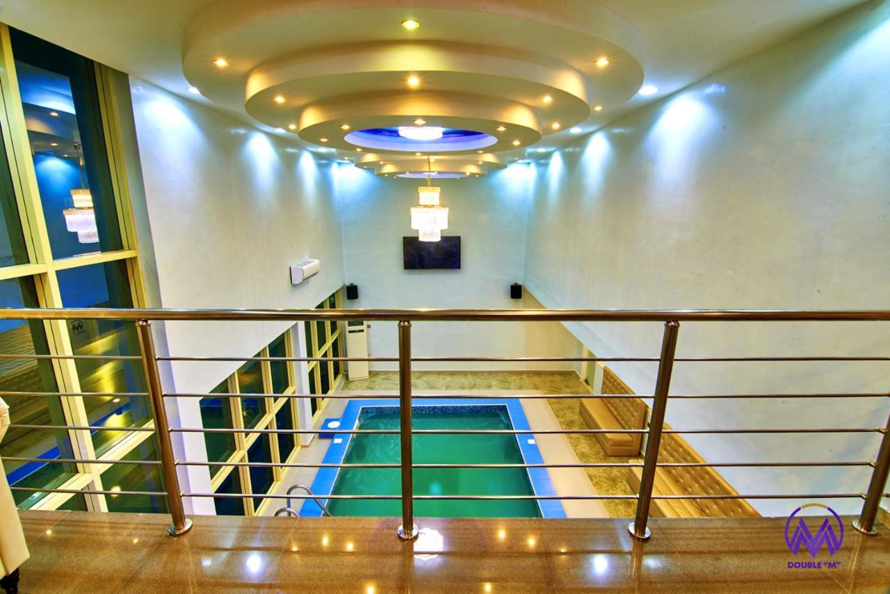 Double M Exquisite Suites And Lounge Lekki Ogombo Екстериор снимка